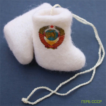 Сувенирные валеночки и варежки